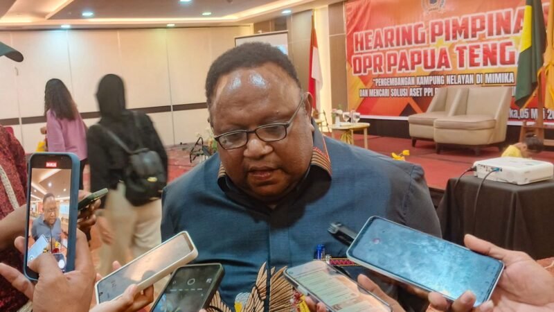 Wakil Ketua Komisi IV DPR Papua Tengah, John Gobay. (Foto: Galeri Papua/Kevin Kurni)
