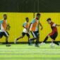 Pertandingan lanjutan Kapolda Cup antara SMA Advent melawan SMA STN di Goldstone Arena, Jalan Irigasi, Timika, Jumat (15/5/2026) sore. (Foto: Istimewa/Fernando Rio)