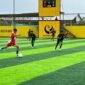 Pertandingan SMK Negeri 1 melakoni SMK Negeri 3 dalam babak 16 besar turnamen Minisoccer Kapolda Cup II di Goldstone Arena pada Senin (18/5/2026). (Foto: Galeri Papua/Endy Langobelen)