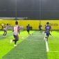 Pertandingan antara SMK Harapan melawan SMAN 6 pada babak 16 besar Kapolda Cup II di Goldstone Arena, Jalan Irigasi, Timika, Senin (18/5/2026). (Foto: Galeri Papua/Endy Langobelen)