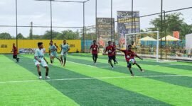 Laga semifinal Turnamen Mini Soccer Kapolda Cup II antara SMA Taruna melawan SMA YPPGI Mimika Di Goldstone Arena, Rabu (20/5/2026). (Foto: Galeri Papua/Ahmad)