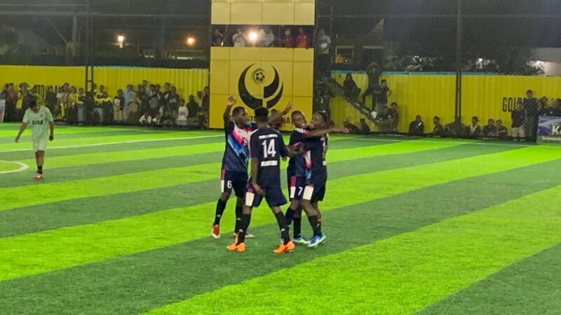 SMAN 3 Kokonao menjuarai Kapolda Cup Season II antar SMA/SMK se-Kabupaten Mimika usai menaklukkan SMA Taruna dengan skor meyakinkan 3-0 di Goldstone Arena. (Foto: Galeri Papua/Ahmad)