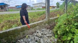 Kondisi pagar lahan Keuskupan Timika yang sudah dalam kondisi rusak. (Foto: Istimewa)