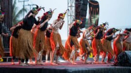 Penampilan salah satu sanggar tari di event Timika Inside Festival of Art (TIFA) 2025. (Foto: Istimewa/Panitia TIFA 2025)