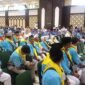 Ratusan jemaah haji Kloter UPG-27 bersiap menuju Tanah Suci di Asrama Haji Embarkasi Makassar, Minggu, 10 Mei 2026. Galeripapua/Istimewa