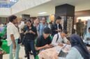 Ratusan pencari kerja memadati pelaksanaan Job Fair Papua 2026 di Aula Sasana Krida Kantor Gubernur Papua, Jayapura, Selasa, 12 Mei 2026. Sebanyak 36 perusahaan membuka lowongan kerja dalam kegiatan yang digelar Pemerintah Provinsi Papua untuk memperluas kesempatan kerja bagi anak muda Papua. Galeripapua/Ikbal Asra