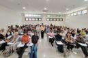Mahasiswa Jurusan Farmasi Universitas Cenderawasih mengikuti kelas inovasi produk bahan alam Papua bersama UMKM Rumapapua Kombucha dalam mata kuliah Farmakognosi di Jayapura, Rabu, 13 Mei 2026. Galeripapua/Istimewa