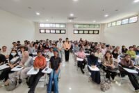 Mahasiswa Jurusan Farmasi Universitas Cenderawasih mengikuti kelas inovasi produk bahan alam Papua bersama UMKM Rumapapua Kombucha dalam mata kuliah Farmakognosi di Jayapura, Rabu, 13 Mei 2026. Galeripapua/Istimewa