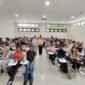 Mahasiswa Jurusan Farmasi Universitas Cenderawasih mengikuti kelas inovasi produk bahan alam Papua bersama UMKM Rumapapua Kombucha dalam mata kuliah Farmakognosi di Jayapura, Rabu, 13 Mei 2026. Galeripapua/Istimewa