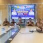 Foto bersama usai konferensi pers di ruang rapat kantor BRIDA Kabupaten Mimika, Selasa (2/6/2026). (Foto: Galeri Papua/Ahmad)