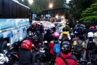 Suasana di Check Point Kuala Kencana ketika adanya aksi pada Kamis (4/6/2026). (Foto: Istimewa/Tangkapan layar video amatir warga)