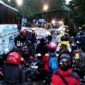 Suasana di Check Point Kuala Kencana ketika adanya aksi pada Kamis (4/6/2026). (Foto: Istimewa/Tangkapan layar video amatir warga)