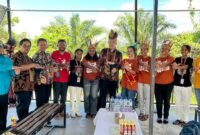 Foto bersama BRIN, BRIDA Mimika, dan Tifa Creative. (Foto: Galeri Papua/Endy Langobelen)