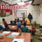 Kegiatan belajar mengajar Honai Polsek Belajar di Tembagapura, Mimika, Papua Tengah. (Foto: Istimewa)