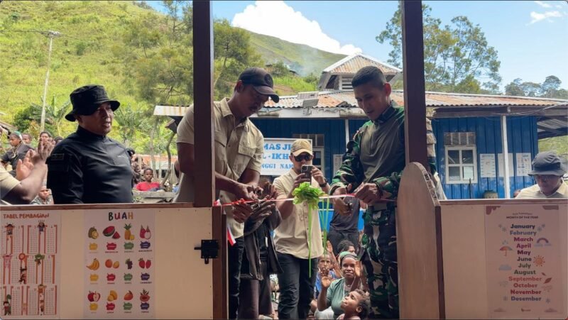 Peresmian Rumah Pintar di Distrik Tinggi Nambut, Kabupaten Puncak Jaya. (Foto: Istimewa)