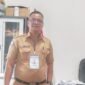 Kepala SMP Negeri 7 Mimika, Yosep Randanan. (Foto: Galeri Papua/Kevin Kurni)
