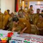 Suasana pertemuan jajaran Disdukcapil Kabupaten Mimika dalam rangka pencanangan zona integritas lawan Korupsi, Kolusi, dan Nepotisme di aula Kantor Disdukcapil, Selasa (23/6/2026). (Foto: Galeri Papua/Ahmad)