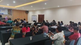 Suasana kegiatan pengembangan Kelompok Kader Asuhan Mandiri Toga di Hotel Serayu, Kamis (25/6/2026). (Foto: Galeri Papua/Kevin Kurni)