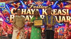 Kabupaten Deiyai meraih juara umum Festival Cahaya Kreasi Budaya Pelajar Papua Tengah 2026. (Foto: Galeri Papua/Endy Langobelen)