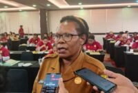 Kepala Bidang Rehabilitasi Sosial pada Dinas Sosial Kabupaten Mimika, Yunita Kudiay. (Foto: Galeri Papua/Kevin Kurni)
