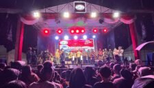 Panggung Konser Rima Kebangsaan yang digelar Dewan Pengurus Cabang (DPC) Barisan Merah Putih Republik Indonesia (BMP RI) Kabupaten Mimika, Rabu (1/7/2026). (Foto: Istimewa/Panitia)