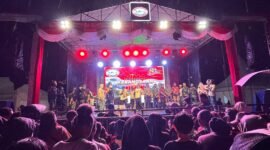 Panggung Konser Rima Kebangsaan yang digelar Dewan Pengurus Cabang (DPC) Barisan Merah Putih Republik Indonesia (BMP RI) Kabupaten Mimika, Rabu (1/7/2026). (Foto: Istimewa/Panitia)