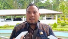 Sekretaris Komisi II DPRK Mimika, Adrian Andhika Thie. (Foto: Galeri Papua/Rachmat Julaini)
