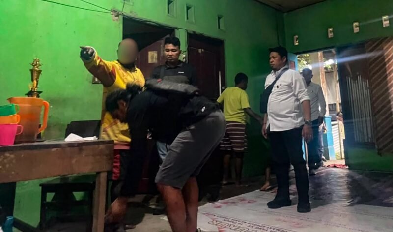Pelaku ditangkap polisi di kediamannya. (Foto: Istimewa)
