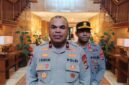 Kapolda Papua Tengah, Brigjen Pol. Jermias Rontini bersama Kapolres Mimika AKBP Alredo Rumbiak usai mengikuti kegiatan reses Komisi III DPR RI di Hotel Rimba Papua, Timika, Jumat (24/7/2026). (Foto: Galeri Papua/Kevin Kurni)