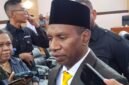 Ketua DPRK Mimika, Primus Natikapareyau. (Foto: Galeri Papua/Rachmat Julaini)