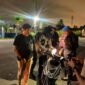 Aparat kepolisian melakukan pemeriksaan kendaraan dalam operasi sikat noken. (Foto: Istimewa)