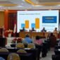 Anggota KPU Mimika, Hinorimus Kia Ruma, mengingatkan tingginya partisipasi pemilih di atas 100 persen harus diiringi penghitungan suara yang jujur serta akurat. Pesan itu disampaikan dalam Forum Diskusi Politik 