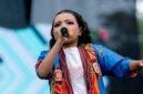 Rapper cilik asal Kabupaten Mimika, Nachyta Velove Varina Nossy, tampil di salah satu event di Timika, Papua Tengah. (Foto: Istimewa)