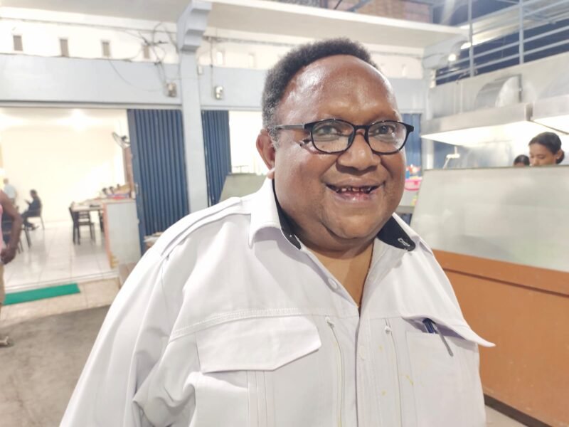 Anggota DPRP Papua Tengah, John Nasion Robbi Gobai. GaleriPapua/ Ikbal Asra