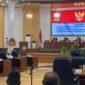 Suasana Rapat Paripurna DPRK Mimika saat pembahasan LKPJ 2025 dan Ranperda Pertanggungjawaban Pelaksanaan APBD 2025, Selasa, 28 Juli 2026. Legislatif menyoroti rendahnya serapan belanja modal yang hanya mencapai 82,15 persen dari total anggaran daerah. GaleriPapua/ Ahmad