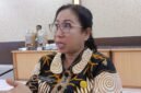 Kepala Bagian Kesejahteraan Rakyat Setda Mimika, Natalia Nimpa. (Foto: Galeri Papua/Rachmat Julaini)