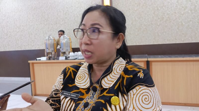 Kepala Bagian Kesejahteraan Rakyat Setda Mimika, Natalia Nimpa. (Foto: Galeri Papua/Rachmat Julaini)