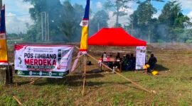 Pos Timbang Merdeka di tepi bundaran Mimika Smart City (Bundaran Petrosea). (Foto: Galeri Papua Ahmad)