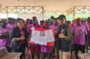 Pelaksanaan nikah massal OAP di Kampung Ohotya, Distrik Mimika Timur Jauh, Kamis (6/8/2026). (Foto: Dok. Disdukcapil Mimika)