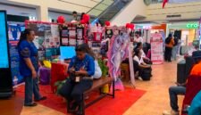 Suasana hari pertama Pameran Inovasi Daerah 3 besar pemenang Lomba Inovasi Daerah 2026, di Diana Mall lantai 2, Kamis (13/8/2026). (Foto: Galeri Papua/Ahmad)