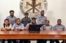 Honai Adat Pengusaha Amungme Kamoro (HAPAK) menyatakan sikap terkait kepengurusan Badan Usaha Milik Daerah (BUMD) Kabupaten Mimika, PT Mimika Abadi Sejahtera (MAS). Pernyataan sikap disampaikan dalam konferensi pers yang berlangsung di Kantor HAPAK, Jalan Yos Sudarso, Timika, Papua Tengah, Jumat (14/8/2026). (Foto: Galeri Papua/Endy Langobelen)