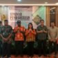 Foto bersama usai pembukaan Seminar Pendahuluan Perencanaan Kota Kapiraya di Ballroom Hotel Horison Diana Timika, Jumat (21/8/2026). (Foto: Galeri Papua/Kevin Kurni)