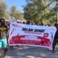 Ratusan masyarakat mengikuti Jalan Sehat Kemerdekaan yang digelar LMA Kabupaten Puncak di Kota Ilaga, Sabtu (22/8/2026). (Foto: Istimewa)