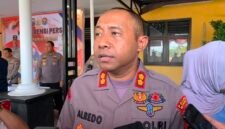 Kapolres Mimika AKBP Alredo Agustinus Rumbiak saat diwawancarai awak media di Mapolres Mimika, Senin, 10 Agustus 2026. GaleriPapua/Ahmad
