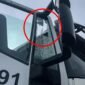 Salah satu bagian kaca jendela bus PT Freeport Indonesia yang pecah akibat terkena tembakan di Mile 60, Mimika, Papua Tengah, Rabu (2/9/2026). (Foto: Istimewa)