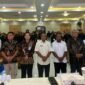 Foto bersama pada seremoni pembukaan kegiatan yang berlangsung di gedung Multipurpose Grand Tembaga Hotel, Rabu (2/9/2026). (Foto: Istimewa)