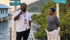 Anggota DPRD Provinsi Papua Tengah Komisi II, Araminus Omaleng, berkunjung ke salah satu resort yang dikelola oleh Orang Asli Papua (OAP), di Kabupaten Nabire, Rabu (9/9/2026). (Foto: Istimewa)