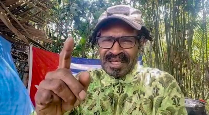 Juru Bicara Komando Nasional Tentara Pembebasan Nasional Papua Barat - Organisasi Papua Merdeka (TPNPB-OPM), Sebby Sambom. (Foto: TPNPB-OPM)