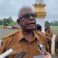 Bupati Mimika, Johannes Rettob. (Foto: Galeri Papua/Ahmad)