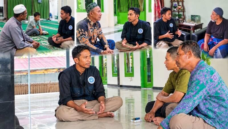 Ketua PW PMI Papua Tengah, Rahadian Rizky Putra, berkunjung ke sejumlah masjid di Mimika. (Foto: PW PMI Papua Tengah)